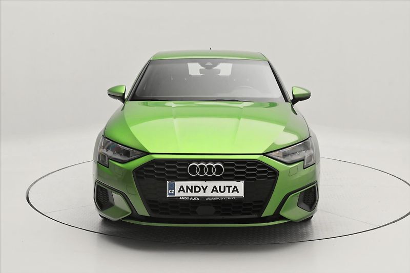 Audi A3 2,0 30 TDI 85 kW Sportback Zár - fotka 2 z 32