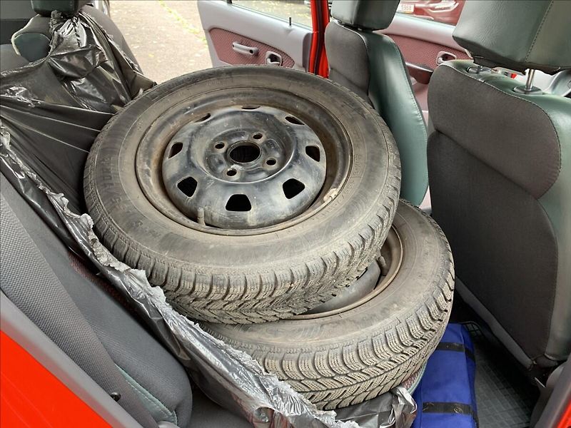 Hyundai Atos 1,1 i,ČR,1.MAJ - fotka 14 z 16