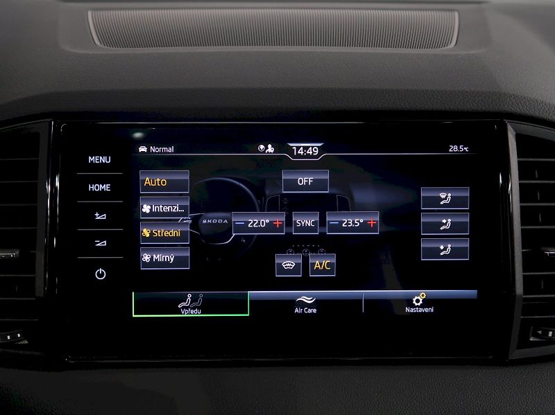 Škoda Karoq (2026) SPORTLINE 2.0TSI 140KW 4x4 DSG - fotka 31 z 46