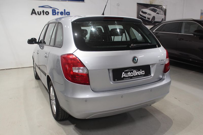 Škoda Fabia (2011) 1.2TSI 63kW Klima  - fotka 8 z 27