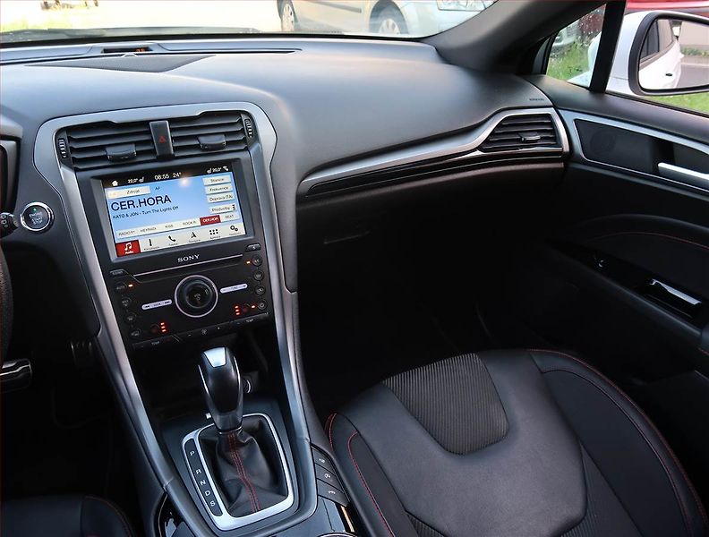 Ford Mondeo (2019) ST-Line 1.5 EcoBoost, Automat - fotka 8 z 27