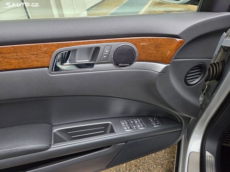 Volkswagen Phaeton (2014) 3.0 TDI 4x4 Automat DPH - fotka 28 z 43