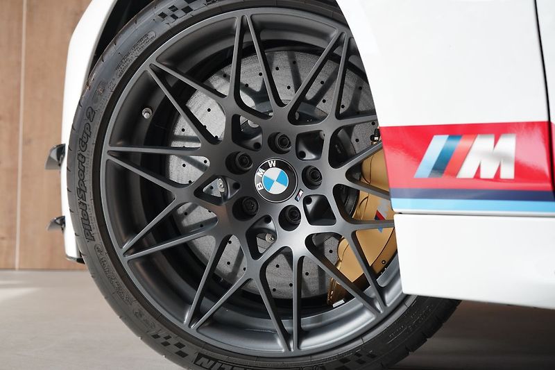 BMW M4 GTS DTM Champion Edition - fotka 20 z 44