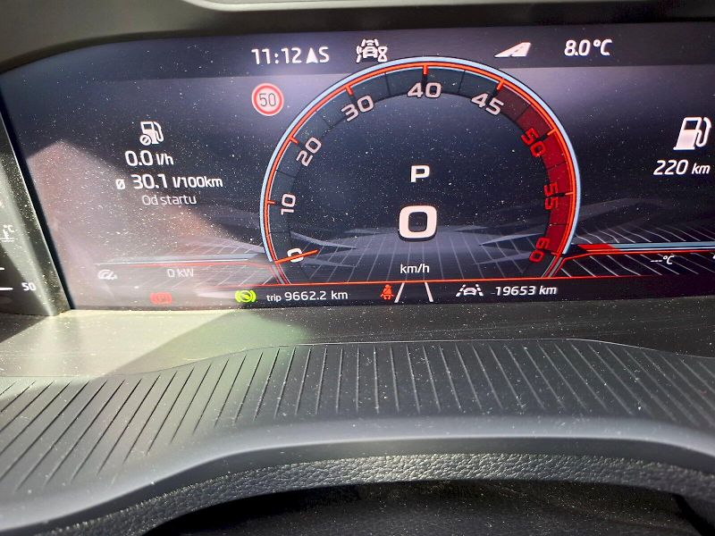 Škoda Karoq (2025) SportLine TD 2.0/110KW A7F - fotka 42 z 46