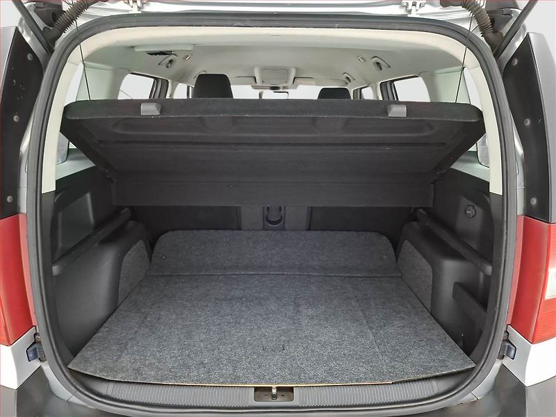 Škoda Yeti (2010) 2.0 TDI, 4X4, po STK - fotka 13 z 14