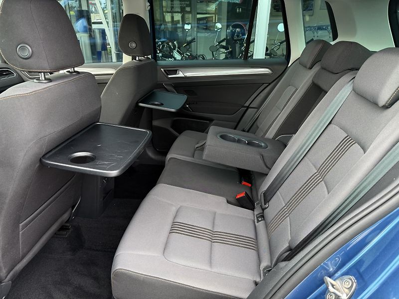 Volkswagen Golf Sportsvan 1,2 TSI Allstar - fotka 20 z 43