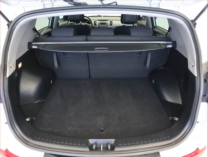 Kia Sportage (2015) 2.0 CRDi, 4X4, Automat - fotka 14 z 19