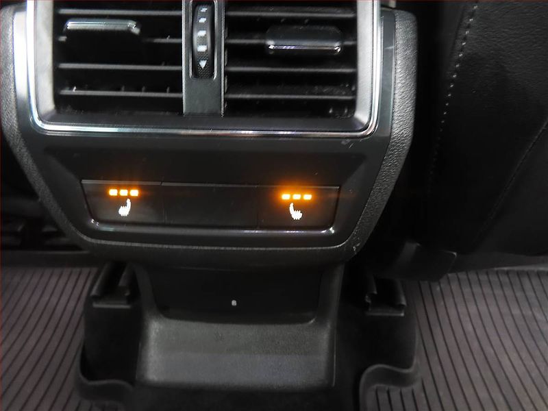 Škoda Karoq (2019) Style Plus 2.0 TDI, Automat - fotka 23 z 23
