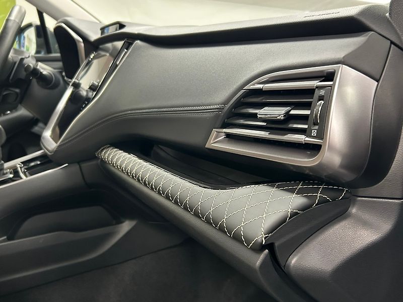 Subaru Outback (2024) 2.5 Comfort+ bílá kůže 2024 - fotka 25 z 52