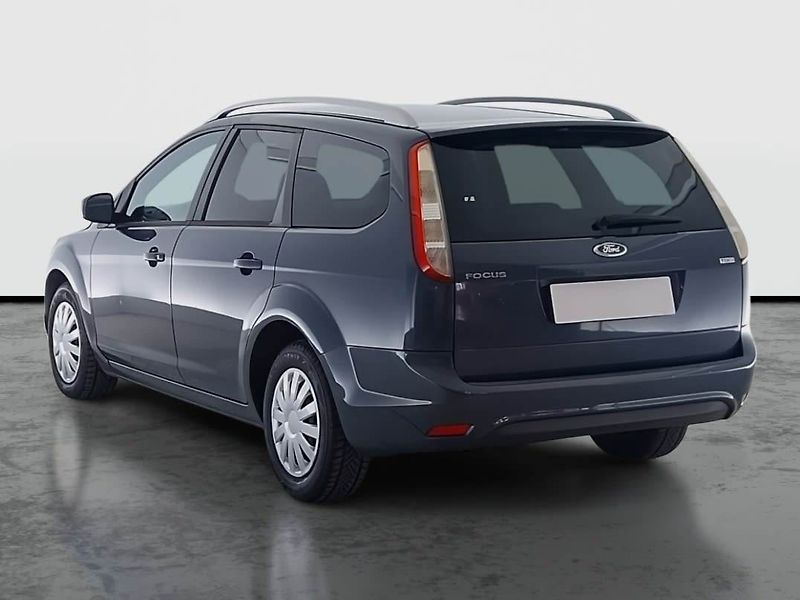 Ford Focus (2010) 1.6 TDCi, nová STK, rezervace - fotka 4 z 16