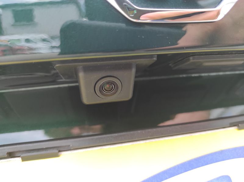 MG ZS 1,5 145kW Hybrid+ Essent AT TZ - fotka 30 z 41