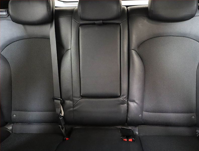 Hyundai ix35 (2015) 1.7 CRDi, Serv.kniha, Tempomat - fotka 10 z 17