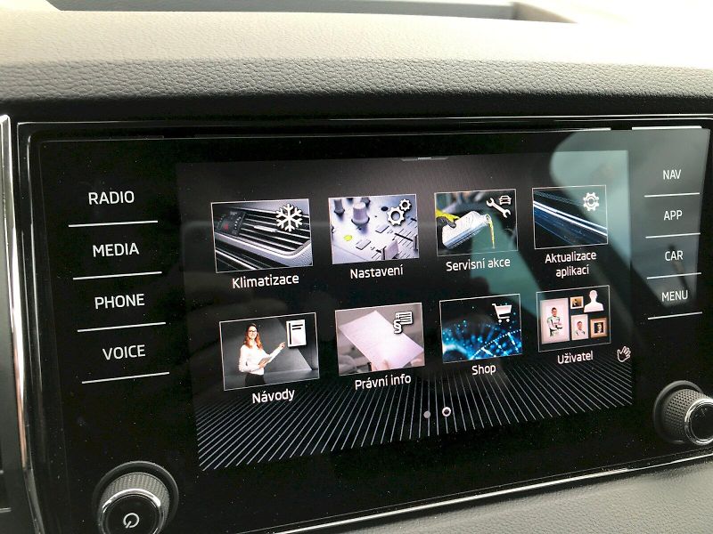 Škoda Karoq (2025) 1.5 TSI / 110 kW / 7DSG / Top - fotka 24 z 29