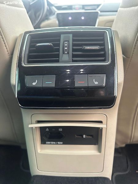 Škoda Superb (2018) L&K 2.0TDI 110kw 2018 WEBASTO - fotka 11 z 14