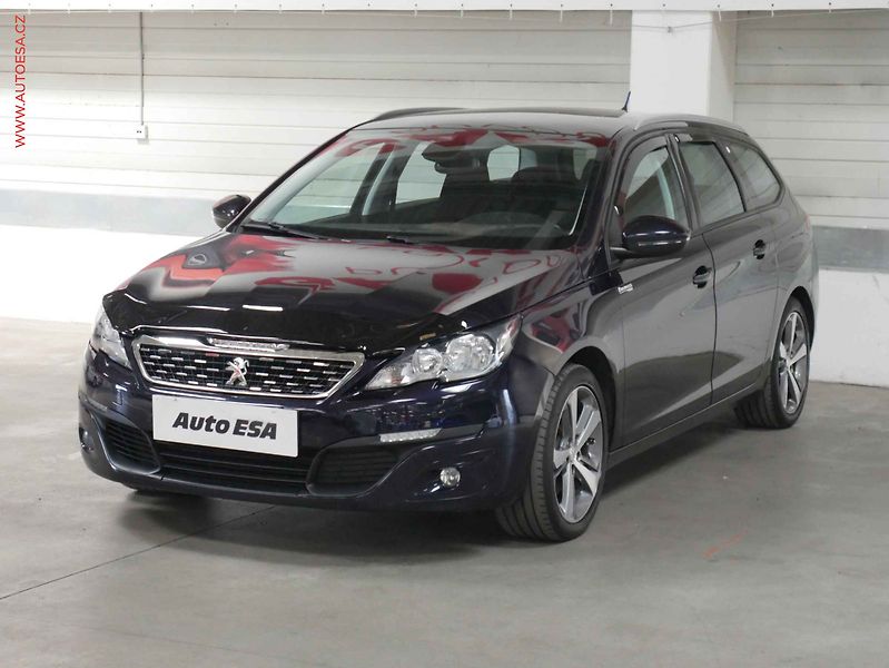 Peugeot 308 (2016) 2.0 HDi, Navigace - fotka 3 z 25
