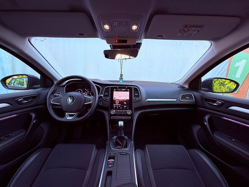 Renault Mégane 1.3 TCe Techno, ČR, 1.Maj S.K. - fotka 17 z 28
