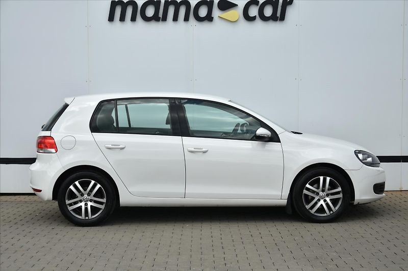 Volkswagen Golf 1.2 TSI 77kW TREND SERVIS. KN. - fotka 8 z 20