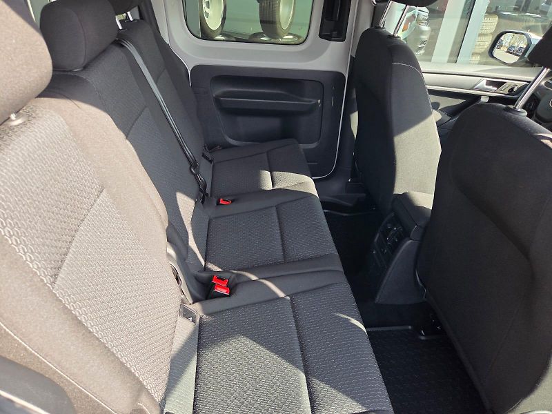 Volkswagen Caddy (2015) 2.0 TDI - fotka 6 z 9