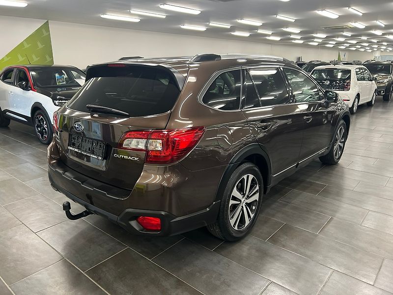 Subaru Outback (2018) 2.5 Executive 2018 | Záruka - fotka 7 z 63