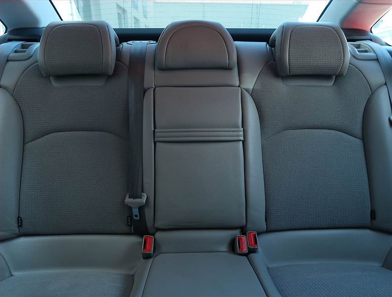 Citroën C5 (2010) 2.0 HDi, Serv.kniha, po STK - fotka 10 z 17