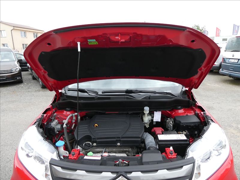 Suzuki Vitara 1,6 VVTi AUTOMAT,serviska,závě - fotka 38 z 50