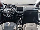 Peugeot 2008 (2018) 1.6 Blue HDi, 1.maj,ČR - náhled 8