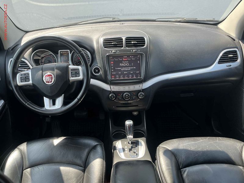 Fiat Freemont (2015) 2.0 MJT 4x4, ČR, AT, park - fotka 7 z 15