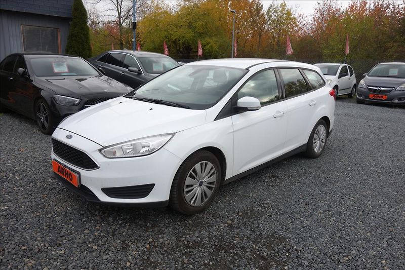 Ford Focus 1,5 TDCi, ČR, SERV.KN.,TREND. - fotka 2 z 5