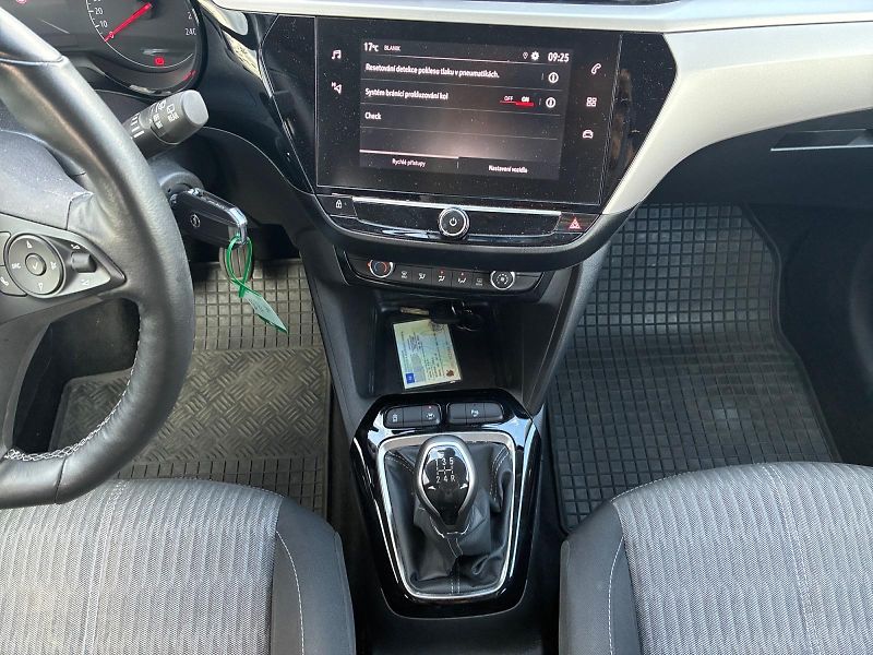 Opel Corsa (2023) EDITION 1.2 55kW CZ DPH - fotka 10 z 11
