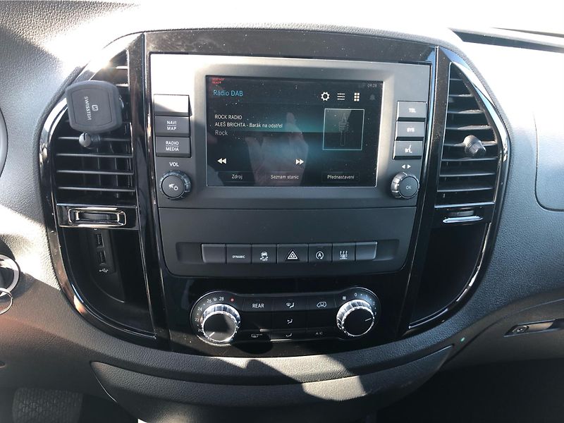 Mercedes-Benz Vito Tourer 116 CDI Aut. 8st. - fotka 19 z 26