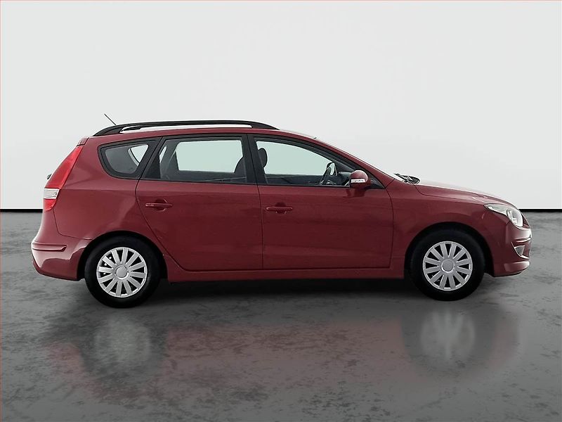 Hyundai i30 (2012) 1.6 CVVT, LPG, po STK, Tažné - fotka 6 z 15