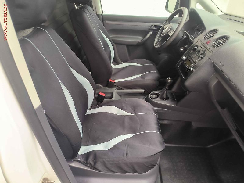 Volkswagen Caddy (2011) 1.6TDi, Vestavba - fotka 16 z 17