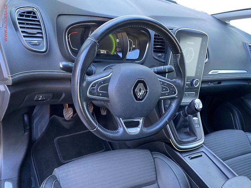 Renault Scénic (2017) 1.2TCe, Intense, navi, +ALU - fotka 12 z 17
