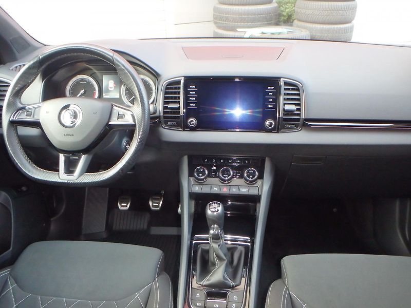 Škoda Karoq (2019) Sport Line 2.0 TDI 4x4,Panoram - fotka 17 z 28