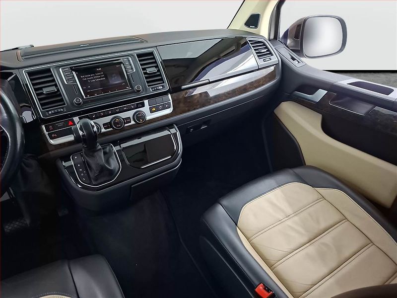 Volkswagen Multivan (2017) Highline 2.0 TDI - fotka 8 z 23