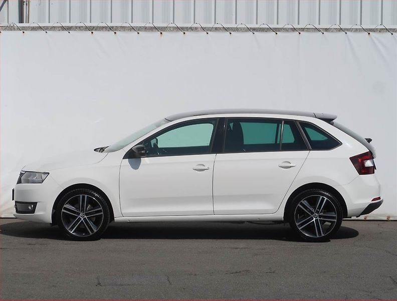 Škoda Rapid (2016) Spaceback 1.4 TSI, Automat - fotka 3 z 22