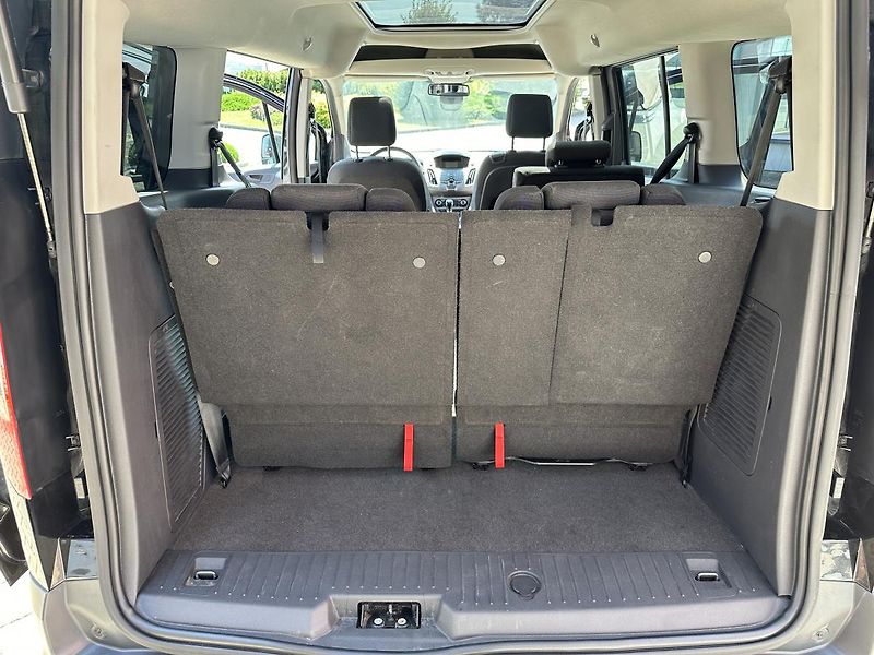 Ford Tourneo Connect (2015) GRAND - 7MÍST - L2 -DIGIKLIMA - fotka 45 z 61