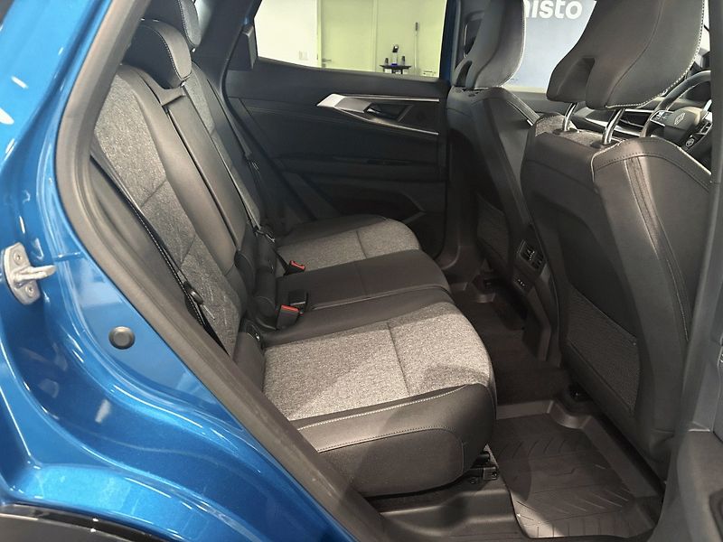 Renault Austral (2025) techno mild hybrid 160 auto - fotka 8 z 10