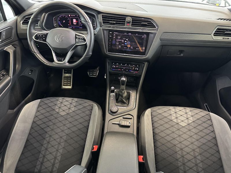 Volkswagen Tiguan (2021) 2,0TSi 4M R-LINE LED NAVI  - fotka 10 z 33