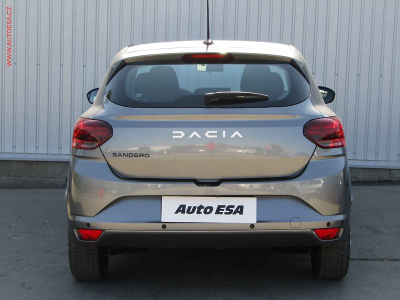Dacia Sandero (2025) 1.0TCe, 1.maj,ČR, STK3/29 - fotka 5 z 22