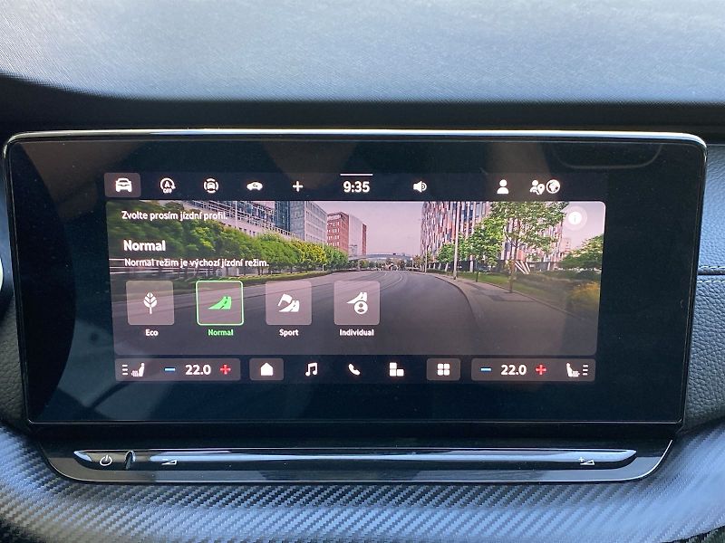 Škoda Octavia (2025) Combi 1.5 TSI SportLine - fotka 16 z 36