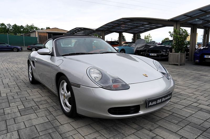 Porsche Boxster 2.5i/205PS/hardop/54.000 km !! - fotka 9 z 50