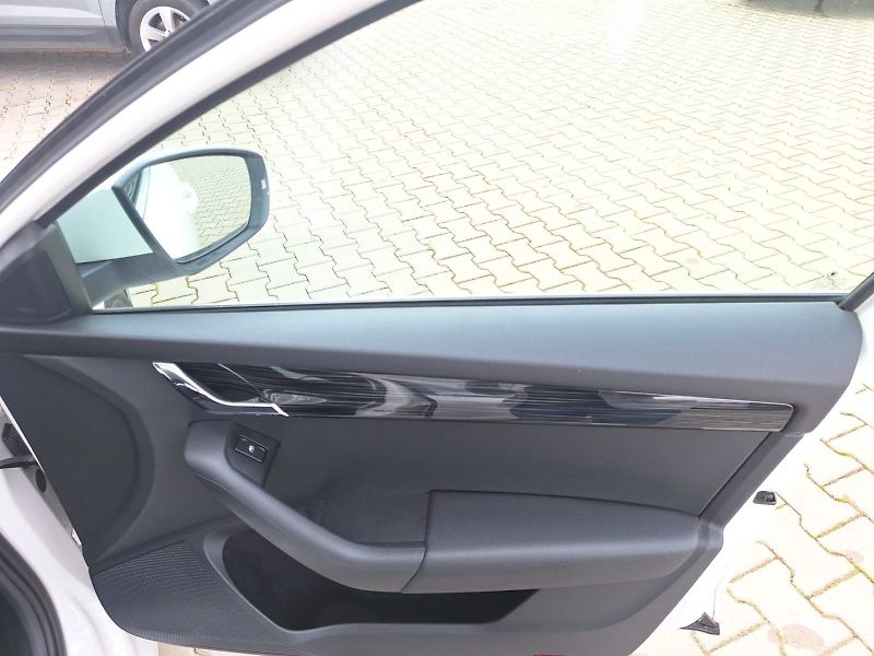 Škoda Octavia (2018) 1.6 TDI / 85 kW / 5MP / Style - fotka 19 z 30