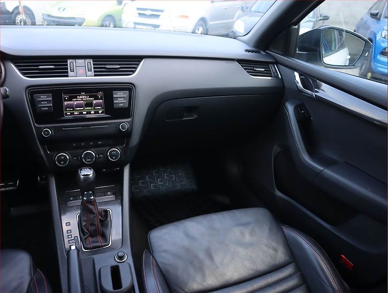 Škoda Octavia (2016) 2.0 TDI, Automat, Serv.kniha - fotka 8 z 18