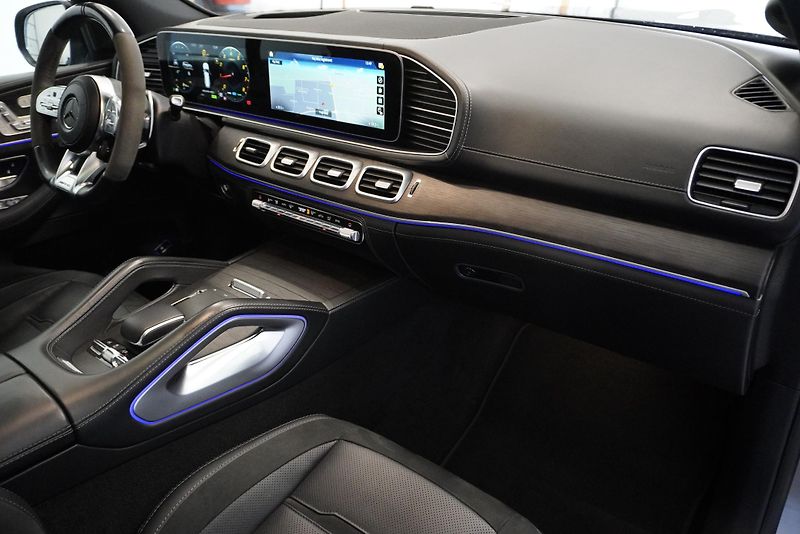 Mercedes-Benz GLS 63 AMG FULL OPTIONS - fotka 38 z 50