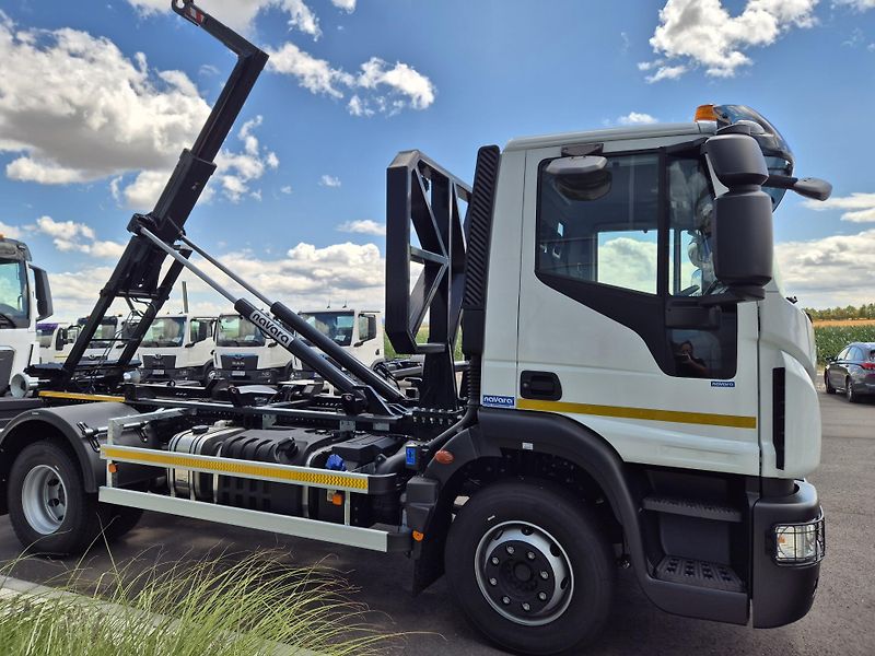 Iveco Eurocargo 140E22 TRAKTOR KONTEJNER  - fotka 12 z 14