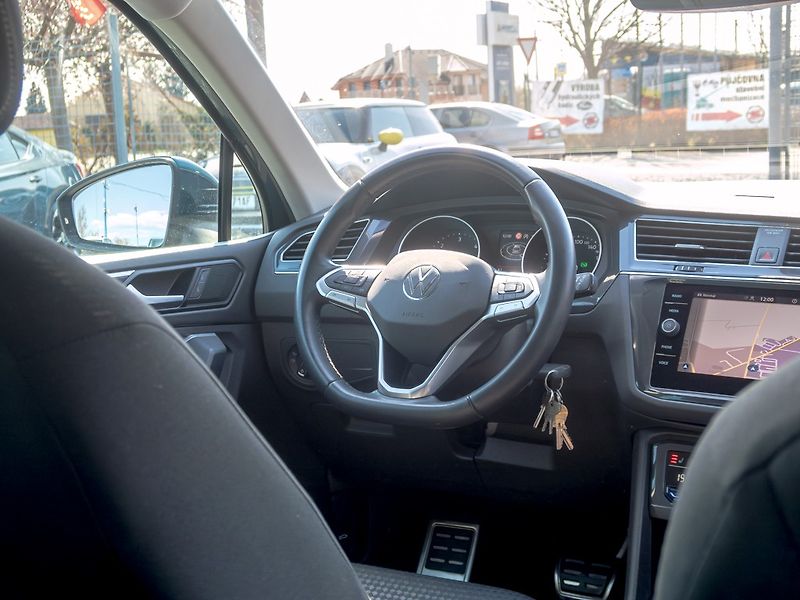 Volkswagen Tiguan (2021) 2.0TDI 110KW NAVI – LED - fotka 16 z 50