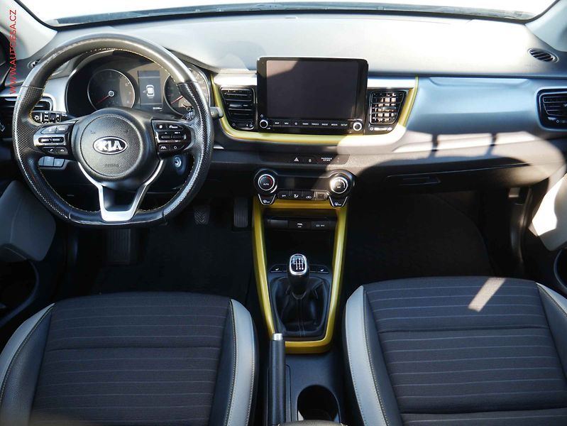 Kia Stonic (2021) 1.0 T-GDi, ČR, Navi, kamera - fotka 8 z 19