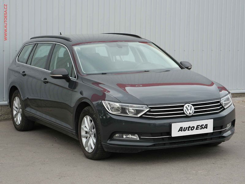Volkswagen Passat (2015) 1.6 TDi, Comfortline - fotografie inzerátu