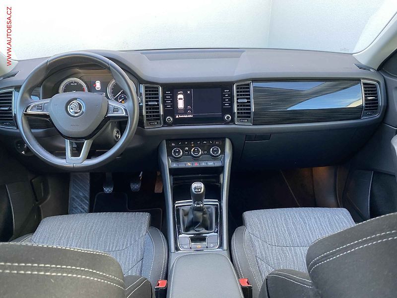 Škoda Kodiaq (2018) 1.4 TSi, Style, panor - fotka 8 z 18